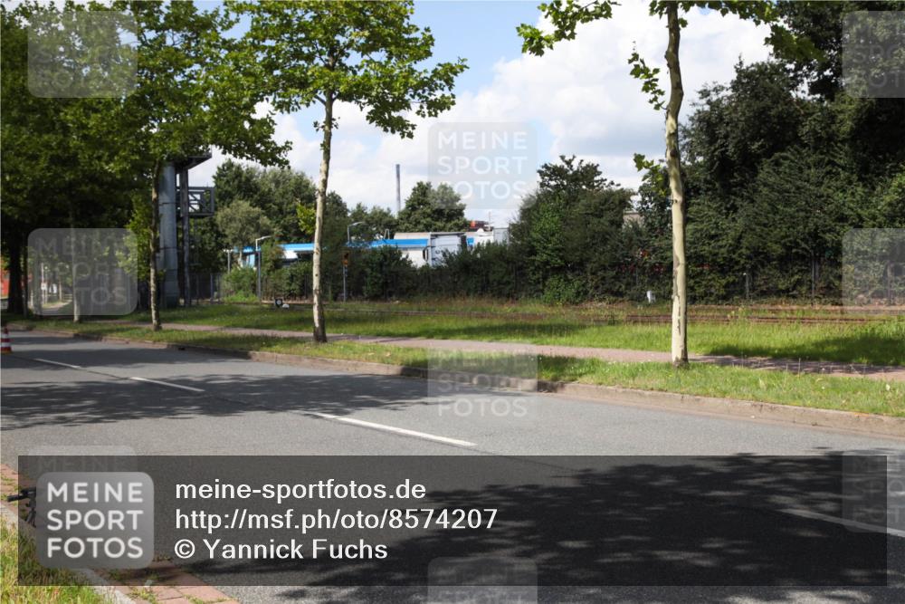 10.08.2025 - GEWOBA Citytriathlon Bremen Yannick Fuchs http://msf.ph/oto/8574207 10.08.2025 13:37:24 Radfahren  meine-sportfotos.de