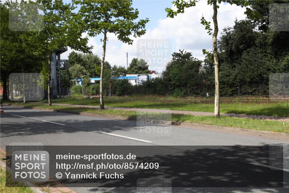 10.08.2025 - GEWOBA Citytriathlon Bremen Yannick Fuchs http://msf.ph/oto/8574209 10.08.2025 13:37:25 Radfahren  meine-sportfotos.de