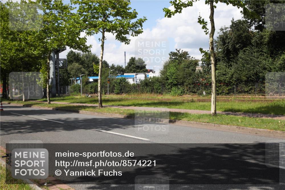 10.08.2025 - GEWOBA Citytriathlon Bremen Yannick Fuchs http://msf.ph/oto/8574221 10.08.2025 13:37:39 Radfahren  meine-sportfotos.de