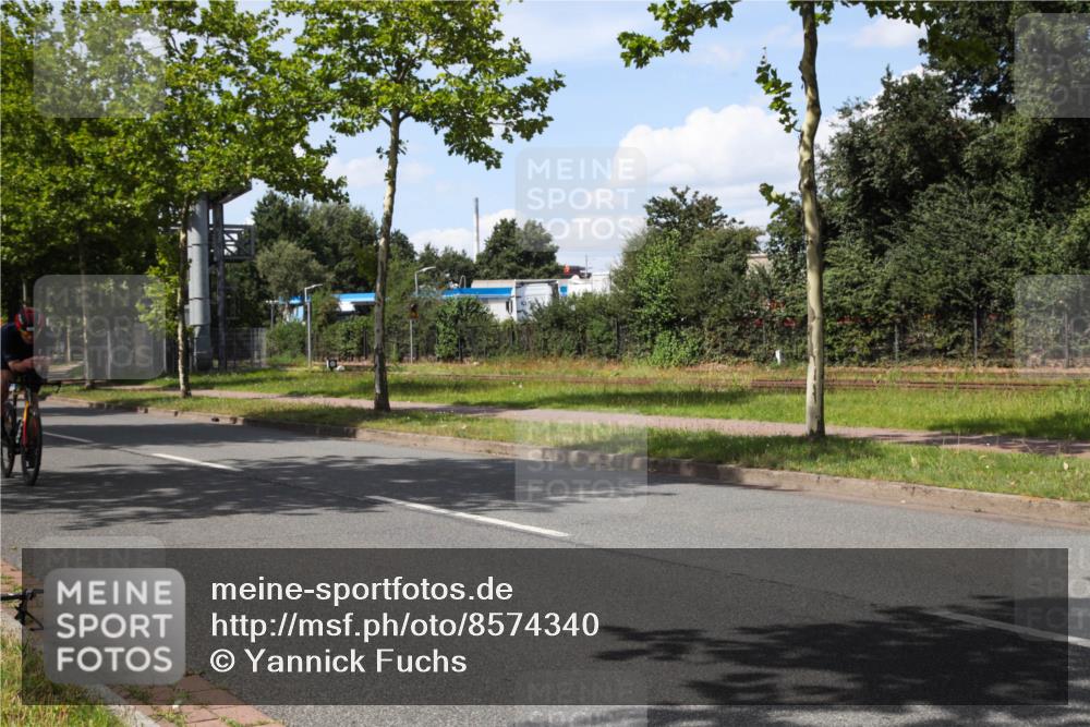 10.08.2025 - GEWOBA Citytriathlon Bremen Yannick Fuchs http://msf.ph/oto/8574340 10.08.2025 14:12:51 Radfahren 95, 117, 148, 155 meine-sportfotos.de