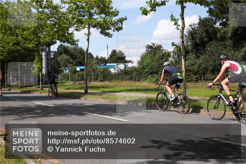 10.08.2025 - GEWOBA Citytriathlon Bremen Yannick Fuchs http://msf.ph/oto/8574602 10.08.2025 14:15:32 Radfahren 45, 54, 55, 72, 97, 118, 123, 187 meine-sportfotos.de