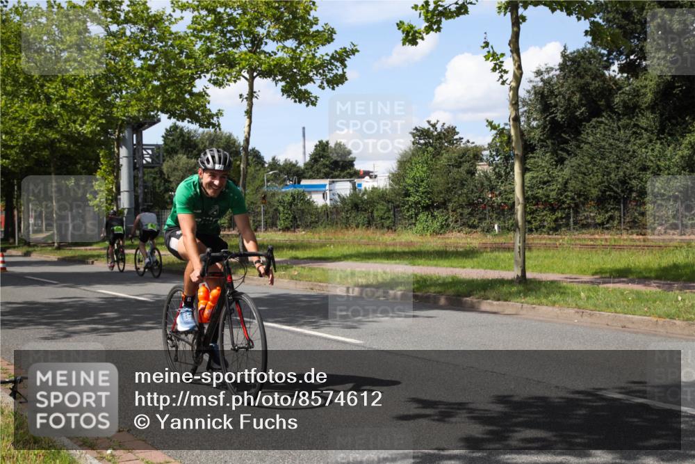 10.08.2025 - GEWOBA Citytriathlon Bremen Yannick Fuchs http://msf.ph/oto/8574612 10.08.2025 14:15:39 Radfahren 72, 74, 98, 118, 123, 187 meine-sportfotos.de