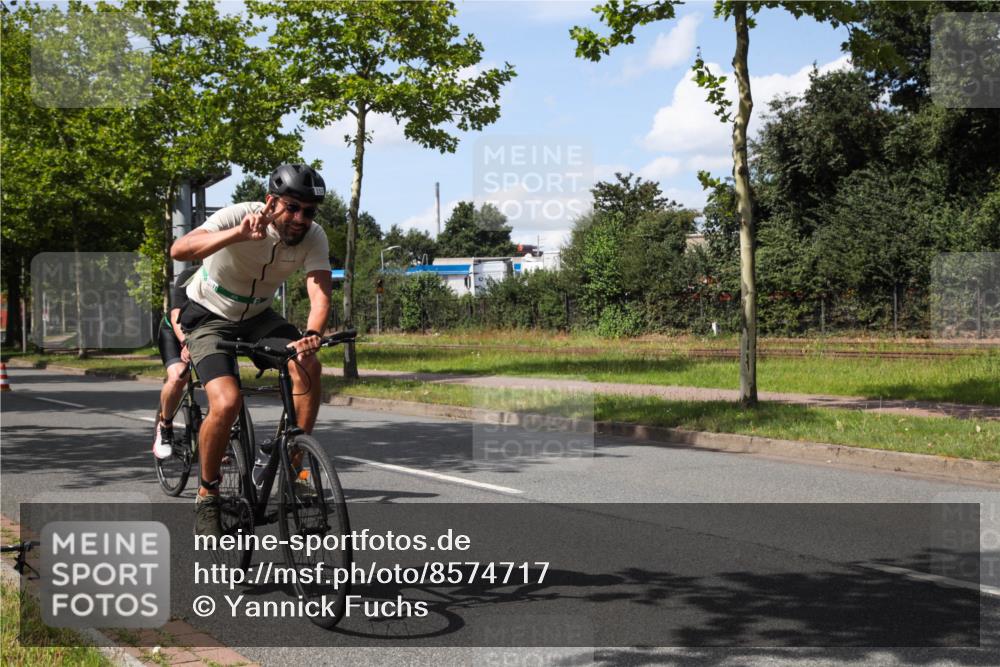 10.08.2025 - GEWOBA Citytriathlon Bremen Yannick Fuchs http://msf.ph/oto/8574717 10.08.2025 14:16:35 Radfahren 31, 57, 63, 64, 121, 144, 152, 173 meine-sportfotos.de