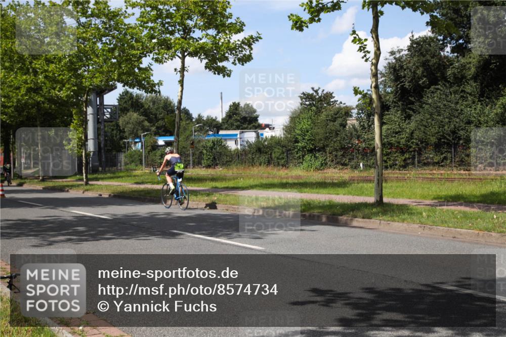 10.08.2025 - GEWOBA Citytriathlon Bremen Yannick Fuchs http://msf.ph/oto/8574734 10.08.2025 14:16:40 Radfahren 20, 31, 41, 64, 121, 144, 152, 173 meine-sportfotos.de