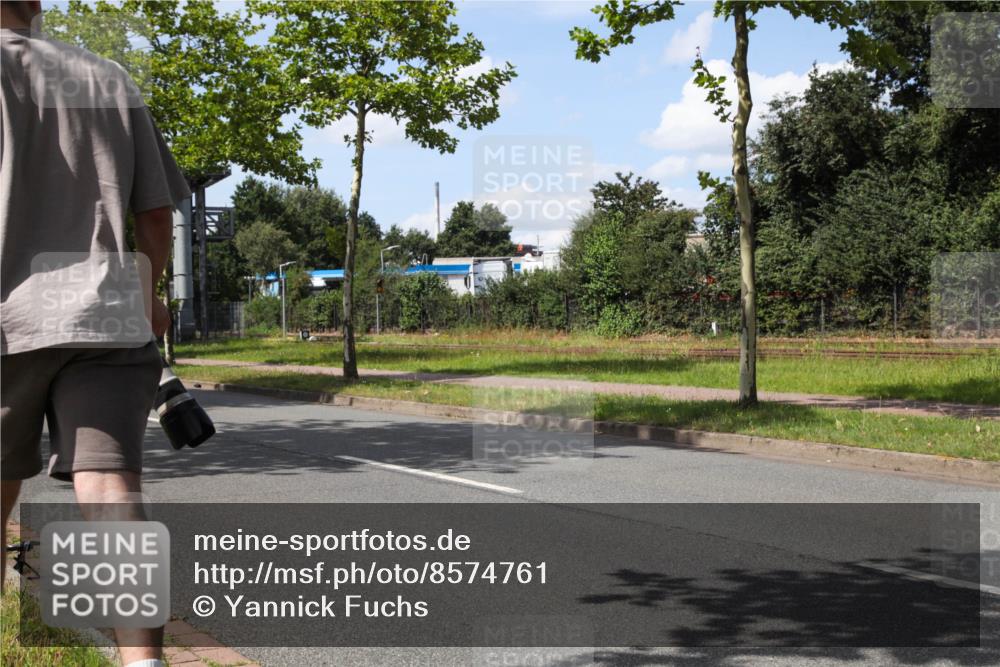 10.08.2025 - GEWOBA Citytriathlon Bremen Yannick Fuchs http://msf.ph/oto/8574761 10.08.2025 14:16:49 Radfahren 20, 32, 41, 78 meine-sportfotos.de