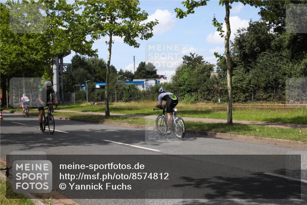10.08.2025 - GEWOBA Citytriathlon Bremen Yannick Fuchs http://msf.ph/oto/8574812 10.08.2025 14:17:53 Radfahren 51, 91, 240, 263 meine-sportfotos.de