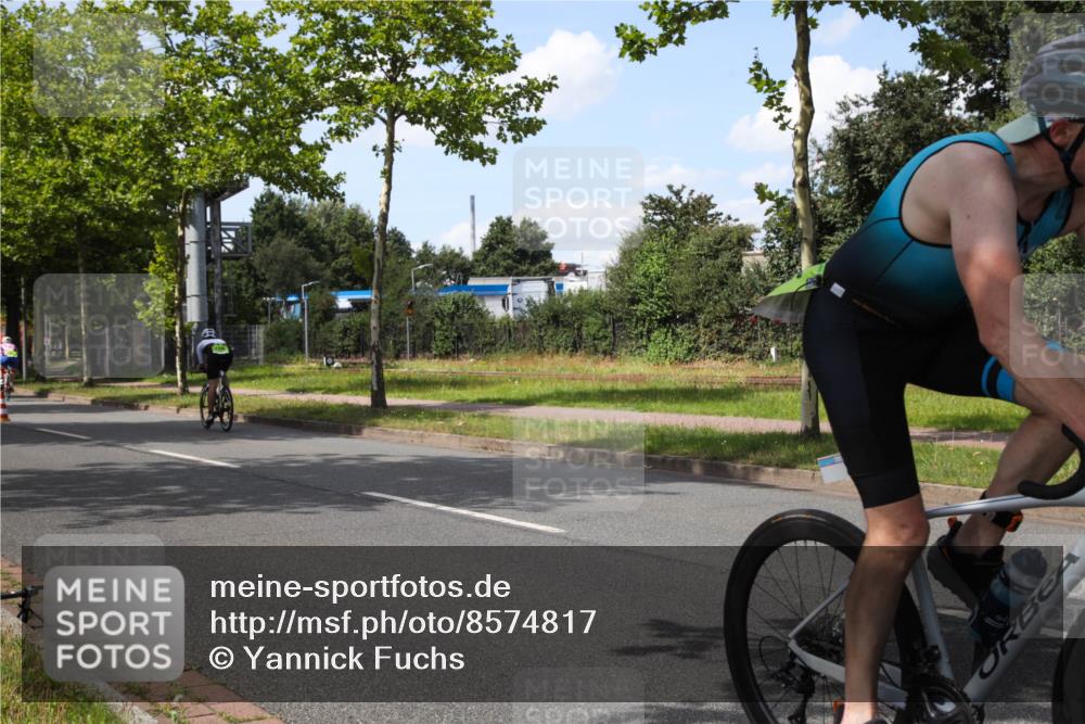 10.08.2025 - GEWOBA Citytriathlon Bremen Yannick Fuchs http://msf.ph/oto/8574817 10.08.2025 14:17:55 Radfahren 51, 91, 214, 240, 263 meine-sportfotos.de