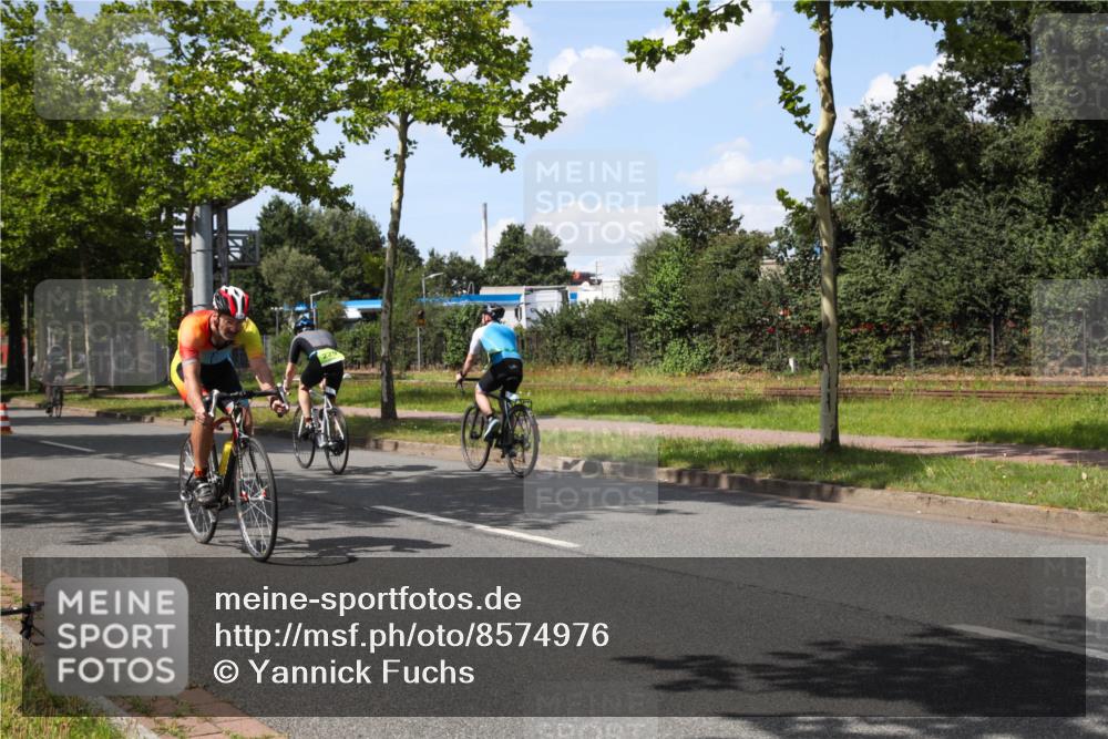 10.08.2025 - GEWOBA Citytriathlon Bremen Yannick Fuchs http://msf.ph/oto/8574976 10.08.2025 14:19:45 Radfahren 36, 59, 84, 170, 174, 287 meine-sportfotos.de