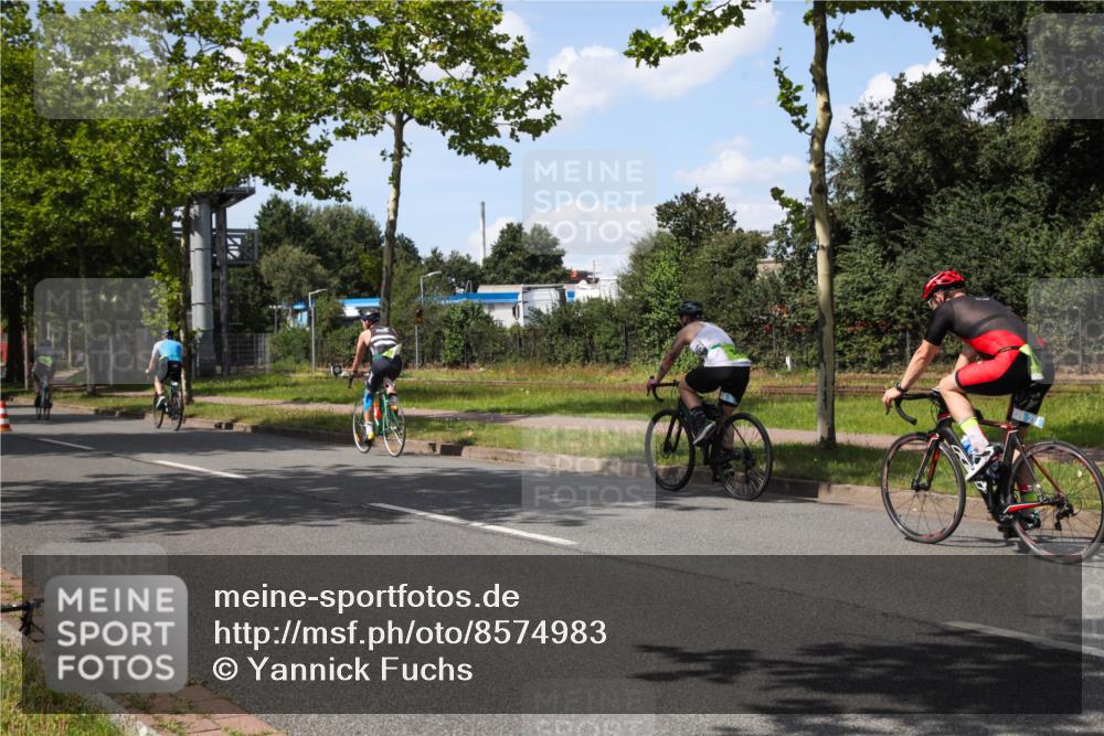 10.08.2025 - GEWOBA Citytriathlon Bremen Yannick Fuchs http://msf.ph/oto/8574983 10.08.2025 14:19:47 Radfahren 36, 59, 84, 170, 174, 287 meine-sportfotos.de