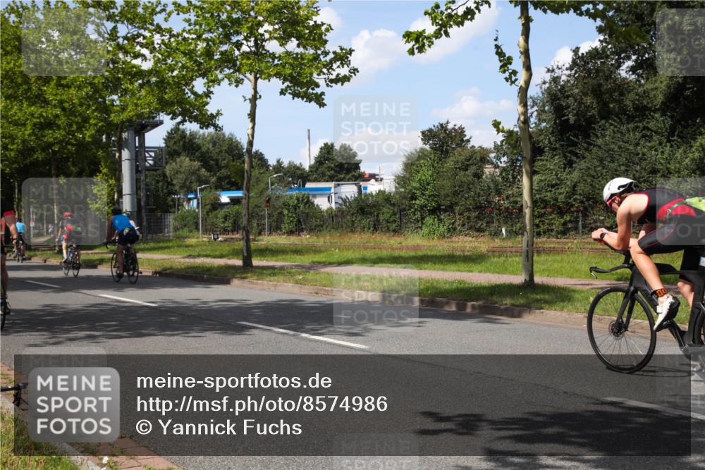 10.08.2025 - GEWOBA Citytriathlon Bremen Yannick Fuchs http://msf.ph/oto/8574986 10.08.2025 14:19:49 Radfahren 36, 59, 170, 174, 287 meine-sportfotos.de
