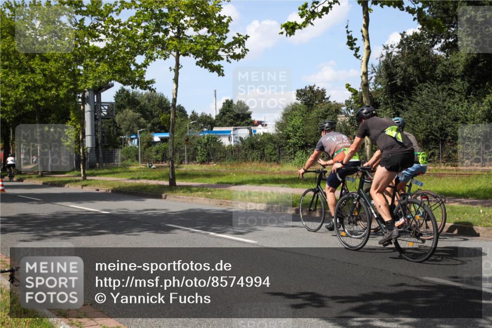 10.08.2025 - GEWOBA Citytriathlon Bremen Yannick Fuchs http://msf.ph/oto/8574994 10.08.2025 14:19:52 Radfahren 36, 59, 170, 174, 195, 287 meine-sportfotos.de