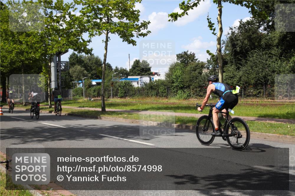 10.08.2025 - GEWOBA Citytriathlon Bremen Yannick Fuchs http://msf.ph/oto/8574998 10.08.2025 14:19:54 Radfahren 18, 36, 59, 170, 174, 195, 287 meine-sportfotos.de