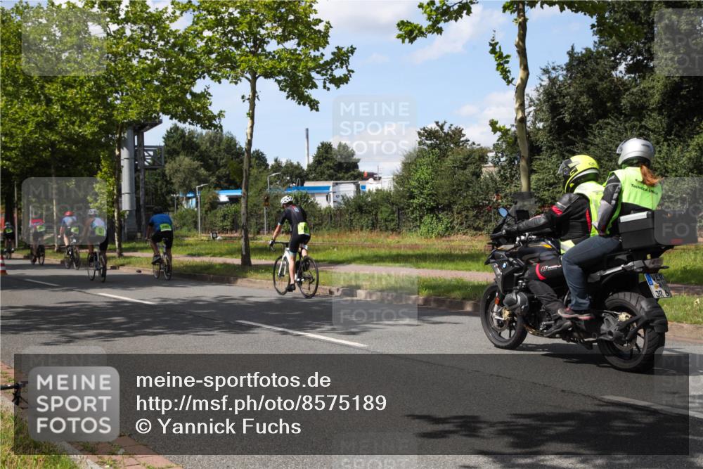 10.08.2025 - GEWOBA Citytriathlon Bremen Yannick Fuchs http://msf.ph/oto/8575189 10.08.2025 14:22:22 Radfahren 109, 186, 215, 217, 224, 242, 258, 259, 262 meine-sportfotos.de