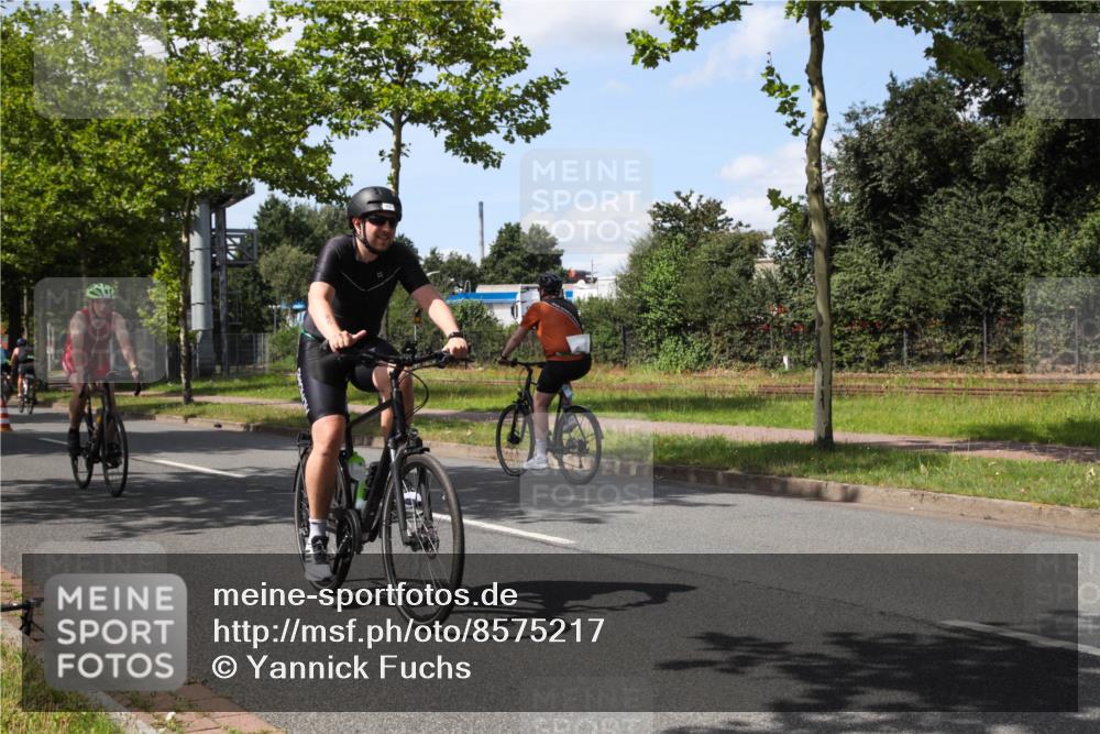 10.08.2025 - GEWOBA Citytriathlon Bremen Yannick Fuchs http://msf.ph/oto/8575217 10.08.2025 14:22:45 Radfahren 86, 89, 182, 204, 242, 252, 259, 280, 289, 297, 353, 427 meine-sportfotos.de