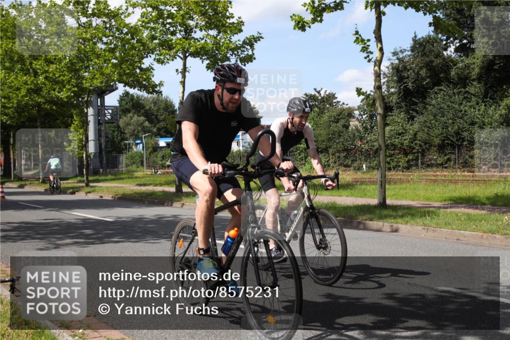 10.08.2025 - GEWOBA Citytriathlon Bremen Yannick Fuchs http://msf.ph/oto/8575231 10.08.2025 14:23:01 Radfahren 89, 163, 182, 246, 249, 252, 280, 288, 289, 353, 423, 427, 431, 480 meine-sportfotos.de