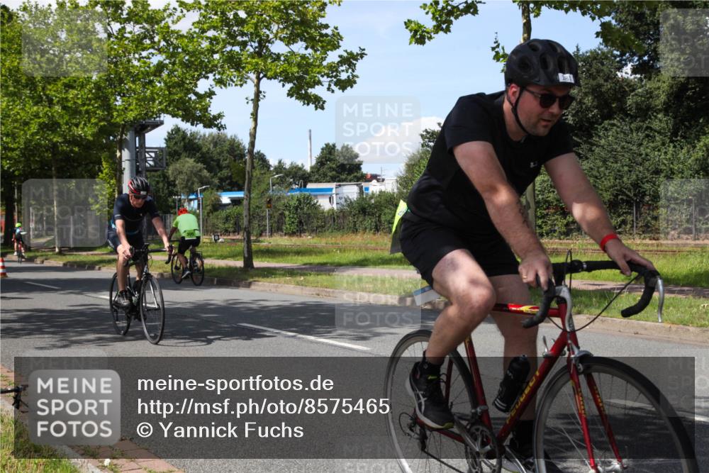 10.08.2025 - GEWOBA Citytriathlon Bremen Yannick Fuchs http://msf.ph/oto/8575465 10.08.2025 14:26:05 Radfahren 181, 220, 231, 273, 278, 325, 331, 446 meine-sportfotos.de