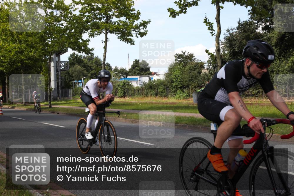 10.08.2025 - GEWOBA Citytriathlon Bremen Yannick Fuchs http://msf.ph/oto/8575676 10.08.2025 14:27:55 Radfahren 70, 159, 194, 293, 322 meine-sportfotos.de
