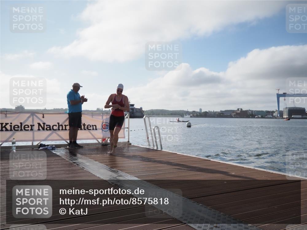 17.08.2025 - KN Förde Triathlon 2025 KatJ http://msf.ph/oto/8575818 17.08.2025 09:08:50 Schwimmen 101, 107, 101, 107 meine-sportfotos.de