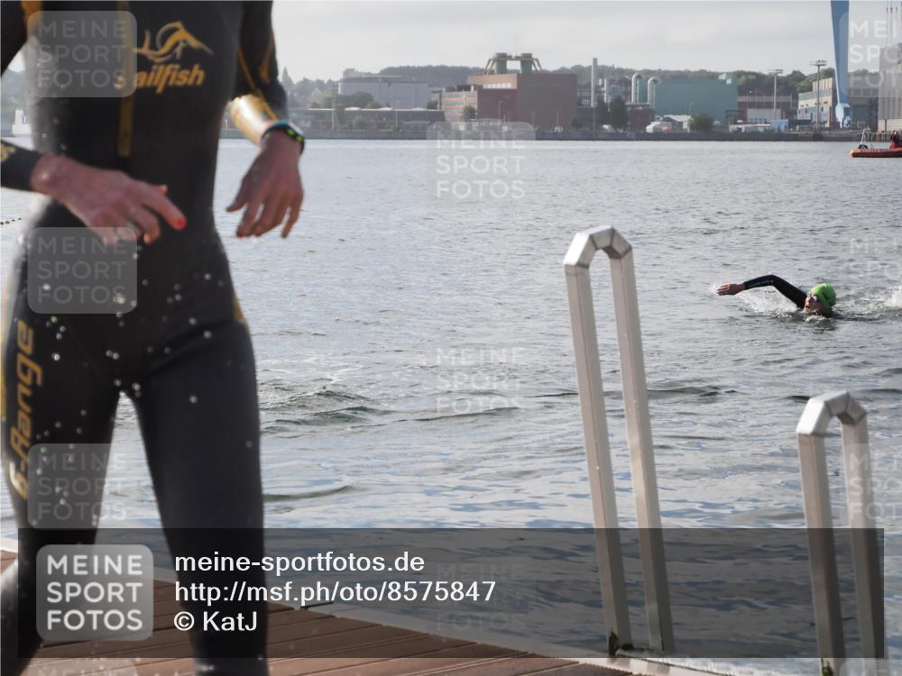 17.08.2025 - KN Förde Triathlon 2025 KatJ http://msf.ph/oto/8575847 17.08.2025 09:09:52 Schwimmen 108, 110, 108 meine-sportfotos.de