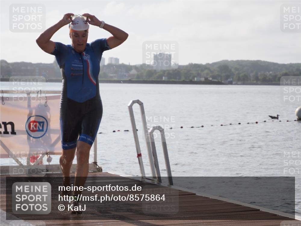 17.08.2025 - KN Förde Triathlon 2025 KatJ http://msf.ph/oto/8575864 17.08.2025 09:09:59 Schwimmen 102, 108, 110, 102, 108, 110 meine-sportfotos.de