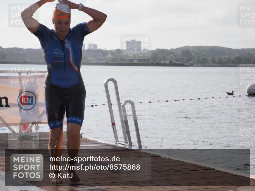 17.08.2025 - KN Förde Triathlon 2025 KatJ http://msf.ph/oto/8575868 17.08.2025 09:09:59 Schwimmen 102, 108, 110, 102, 108, 110 meine-sportfotos.de
