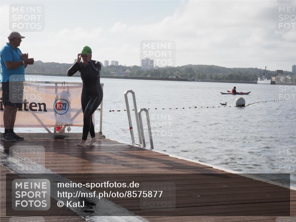 17.08.2025 - KN Förde Triathlon 2025 KatJ http://msf.ph/oto/8575877 17.08.2025 09:10:08 Schwimmen 102, 109, 110, 120, 102, 110, 120 meine-sportfotos.de