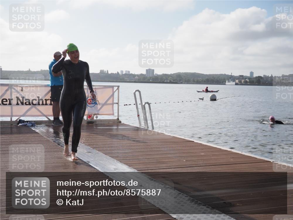 17.08.2025 - KN Förde Triathlon 2025 KatJ http://msf.ph/oto/8575887 17.08.2025 09:10:10 Schwimmen 102, 109, 119, 120, 102, 109, 110, 120 meine-sportfotos.de