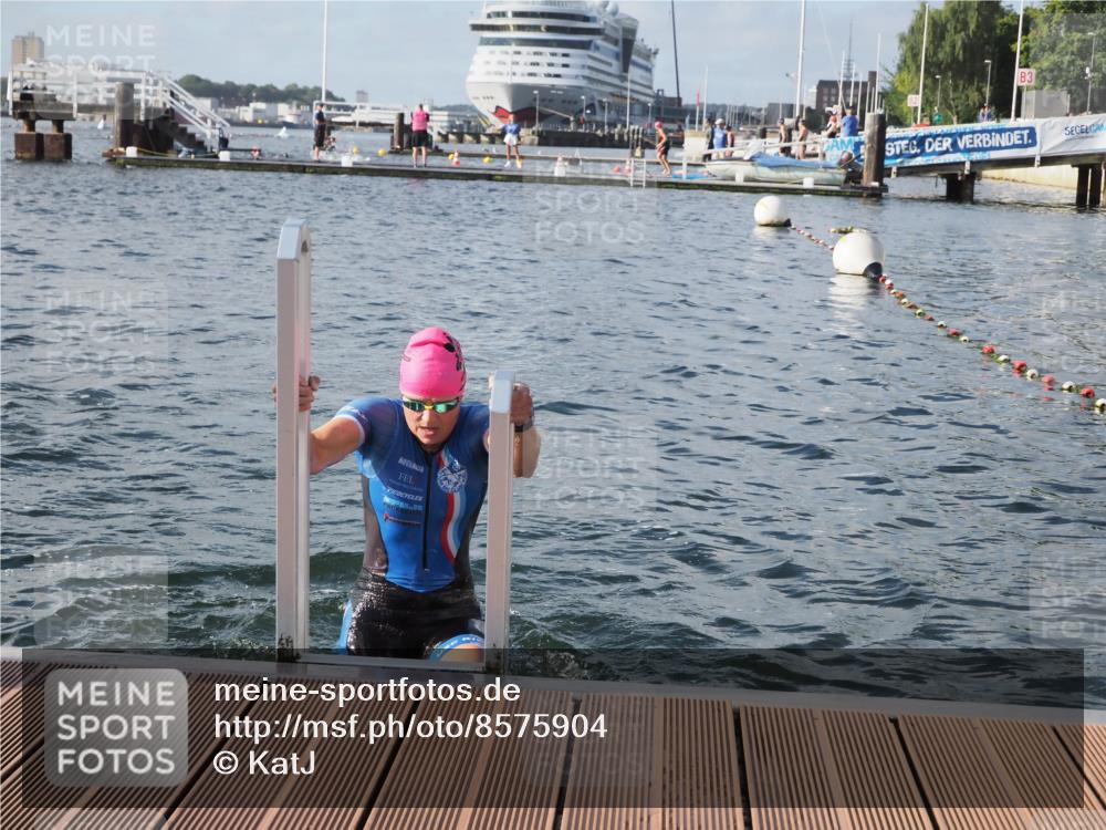 17.08.2025 - KN Förde Triathlon 2025 KatJ http://msf.ph/oto/8575904 17.08.2025 09:10:15 Schwimmen 109, 114, 119, 120, 102, 109, 119, 120 meine-sportfotos.de