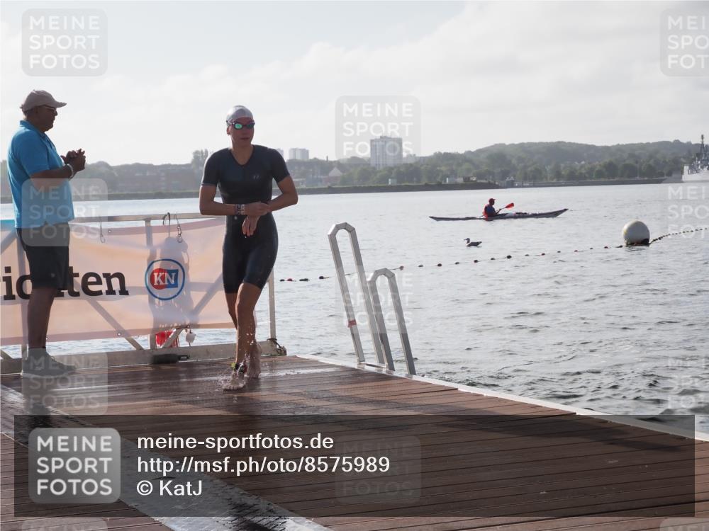 17.08.2025 - KN Förde Triathlon 2025 KatJ http://msf.ph/oto/8575989 17.08.2025 09:10:28 Schwimmen 105, 114, 253, 105, 109, 114, 119, 253 meine-sportfotos.de