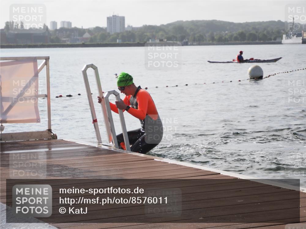 17.08.2025 - KN Förde Triathlon 2025 KatJ http://msf.ph/oto/8576011 17.08.2025 09:10:36 Schwimmen 105, 113, 121, 253, 105, 113, 114, 121, 253 meine-sportfotos.de