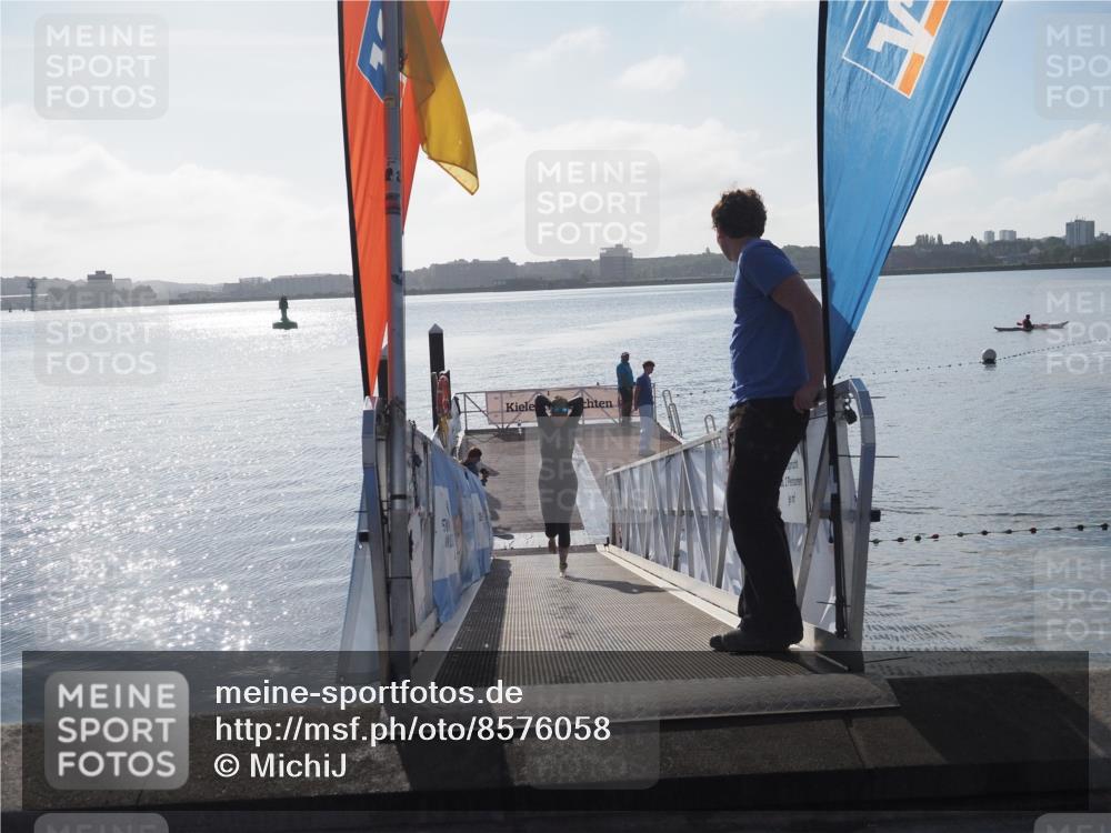 17.08.2025 - KN Förde Triathlon 2025 MichiJ http://msf.ph/oto/8576058 17.08.2025 09:08:25 Schwimmen 115, 115 meine-sportfotos.de