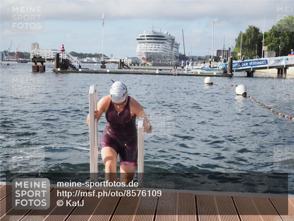 17.08.2025 - KN Förde Triathlon 2025 KatJ http://msf.ph/oto/8576109 17.08.2025 09:11:14 Schwimmen 116, 117, 125, 157, 116, 117, 157 meine-sportfotos.de