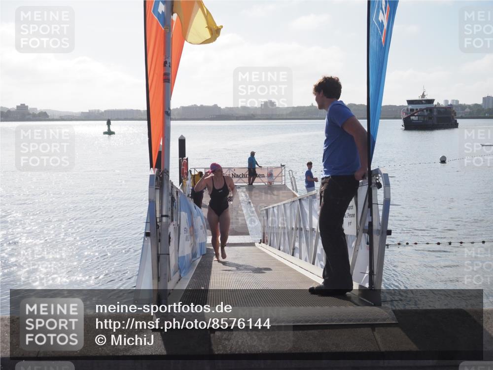 17.08.2025 - KN Förde Triathlon 2025 MichiJ http://msf.ph/oto/8576144 17.08.2025 09:08:58 Schwimmen 101, 107, 101, 107 meine-sportfotos.de