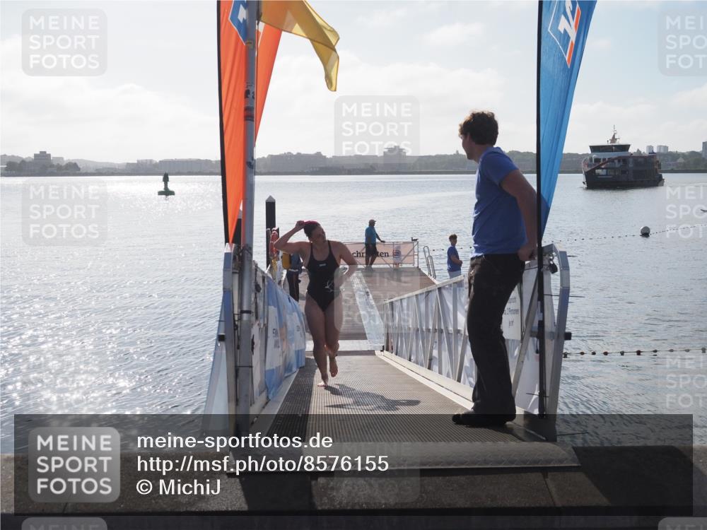 17.08.2025 - KN Förde Triathlon 2025 MichiJ http://msf.ph/oto/8576155 17.08.2025 09:08:59 Schwimmen 101, 107, 101, 107 meine-sportfotos.de