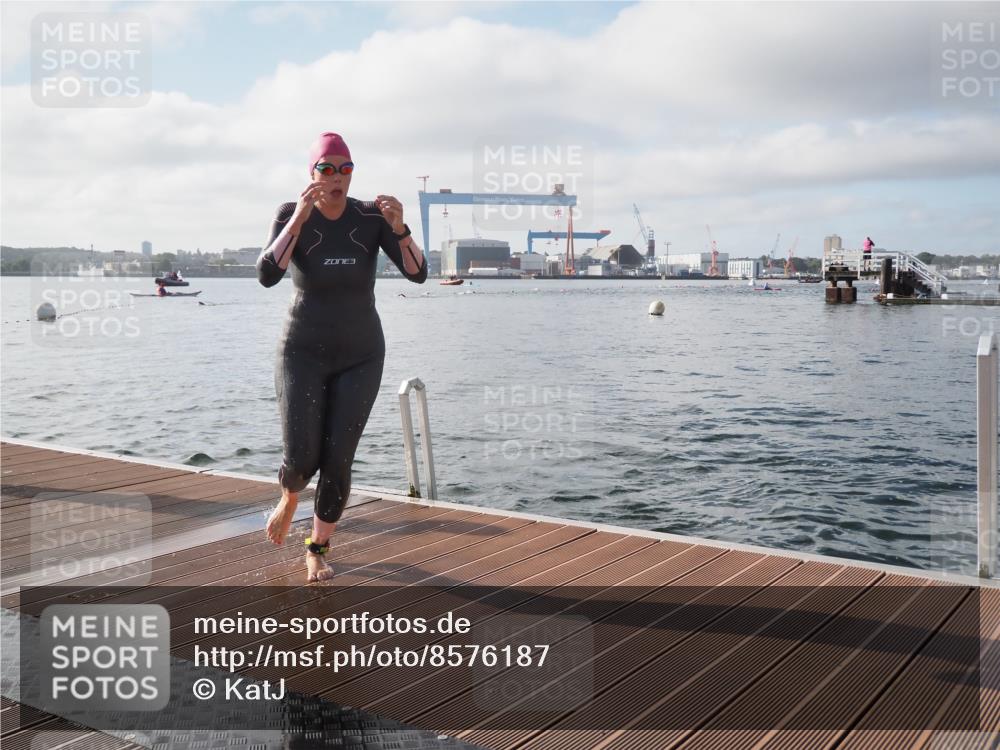 17.08.2025 - KN Förde Triathlon 2025 KatJ http://msf.ph/oto/8576187 17.08.2025 09:11:23 Schwimmen 125, 157, 116, 125, 157 meine-sportfotos.de