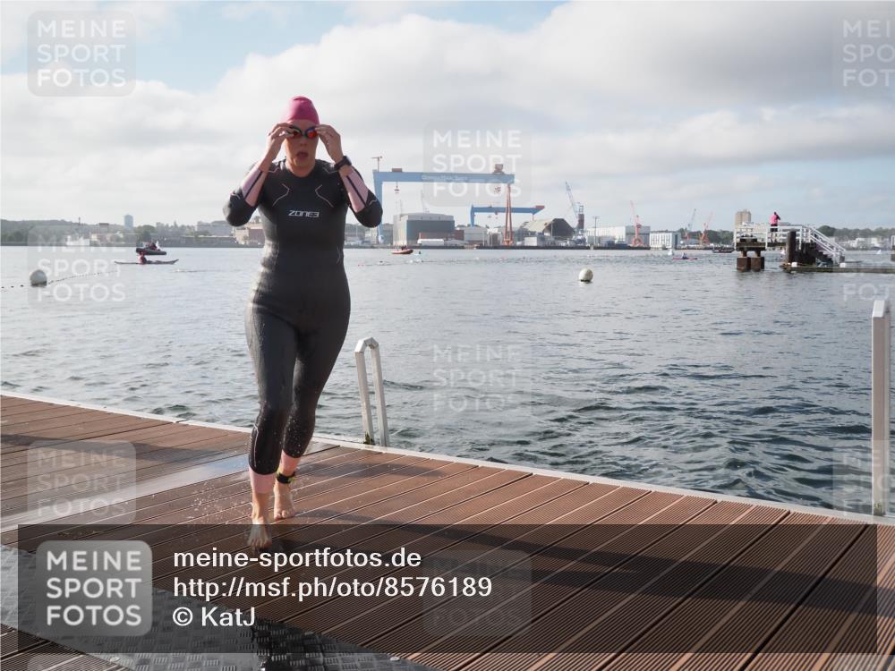 17.08.2025 - KN Förde Triathlon 2025 KatJ http://msf.ph/oto/8576189 17.08.2025 09:11:24 Schwimmen 125, 157, 116, 125, 157 meine-sportfotos.de