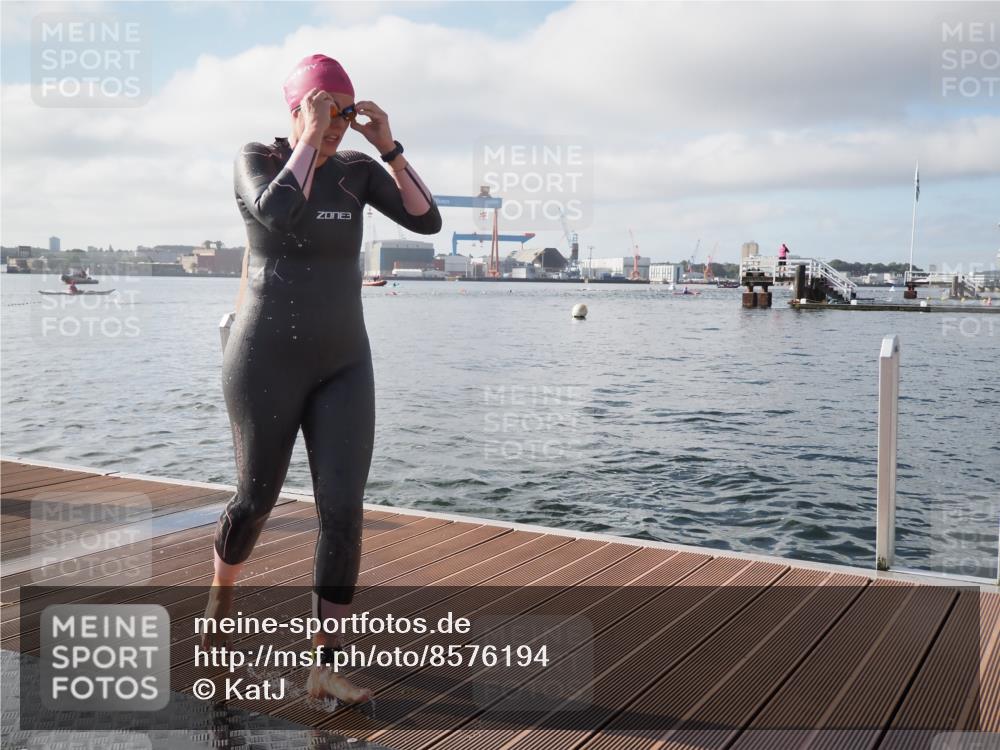 17.08.2025 - KN Förde Triathlon 2025 KatJ http://msf.ph/oto/8576194 17.08.2025 09:11:24 Schwimmen 125, 157, 116, 125, 157 meine-sportfotos.de