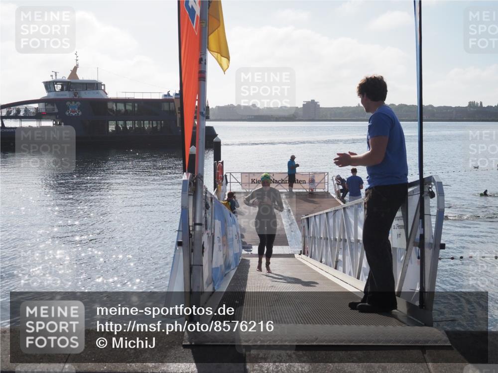 17.08.2025 - KN Förde Triathlon 2025 MichiJ http://msf.ph/oto/8576216 17.08.2025 09:09:56 Schwimmen 108, 102, 108, 110 meine-sportfotos.de