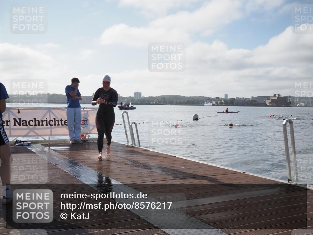 17.08.2025 - KN Förde Triathlon 2025 KatJ http://msf.ph/oto/8576217 17.08.2025 09:12:20 Schwimmen 127, 127 meine-sportfotos.de