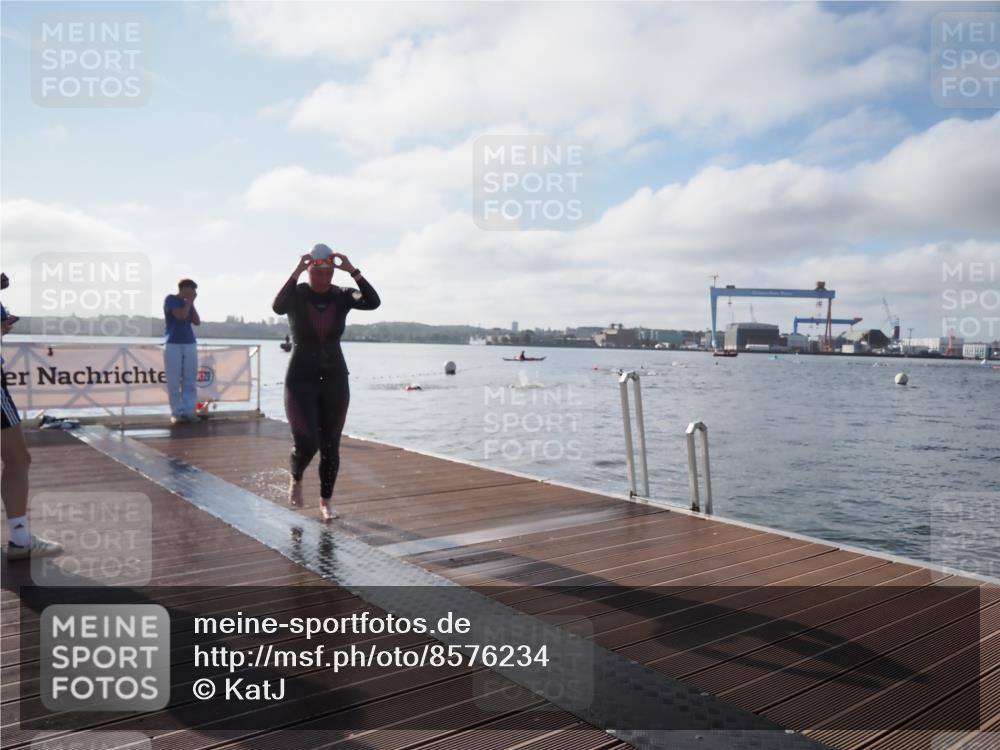 17.08.2025 - KN Förde Triathlon 2025 KatJ http://msf.ph/oto/8576234 17.08.2025 09:12:21 Schwimmen 127, 127 meine-sportfotos.de