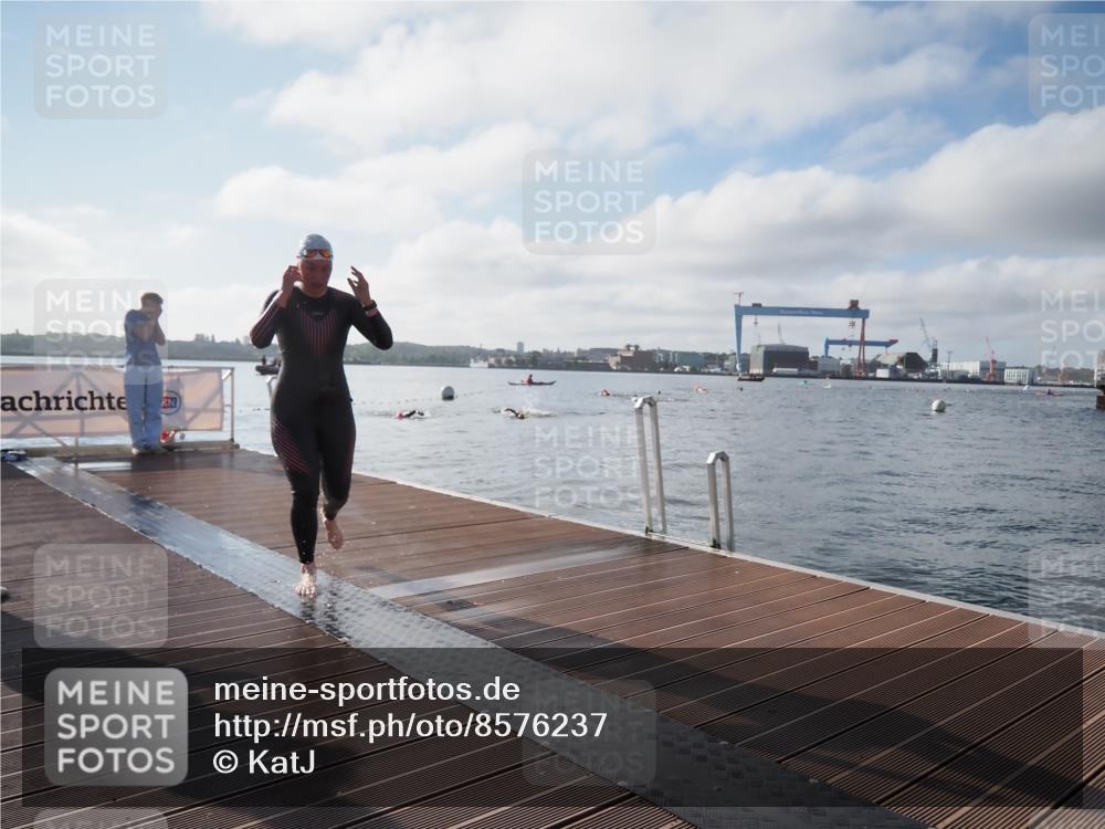 17.08.2025 - KN Förde Triathlon 2025 KatJ http://msf.ph/oto/8576237 17.08.2025 09:12:21 Schwimmen 127, 127 meine-sportfotos.de