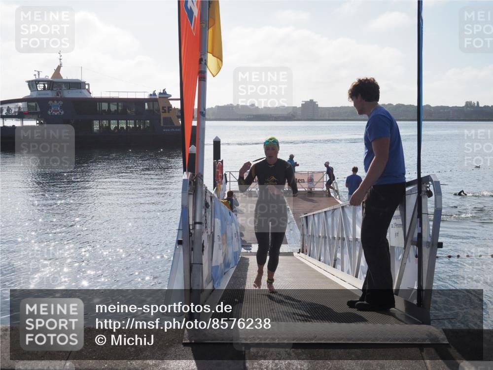 17.08.2025 - KN Förde Triathlon 2025 MichiJ http://msf.ph/oto/8576238 17.08.2025 09:09:57 Schwimmen 108, 102, 108, 110 meine-sportfotos.de