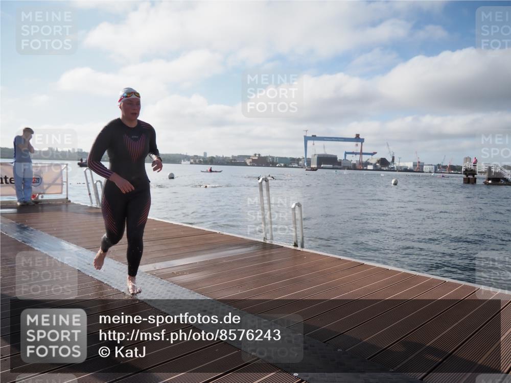 17.08.2025 - KN Förde Triathlon 2025 KatJ http://msf.ph/oto/8576243 17.08.2025 09:12:22 Schwimmen 127, 127 meine-sportfotos.de