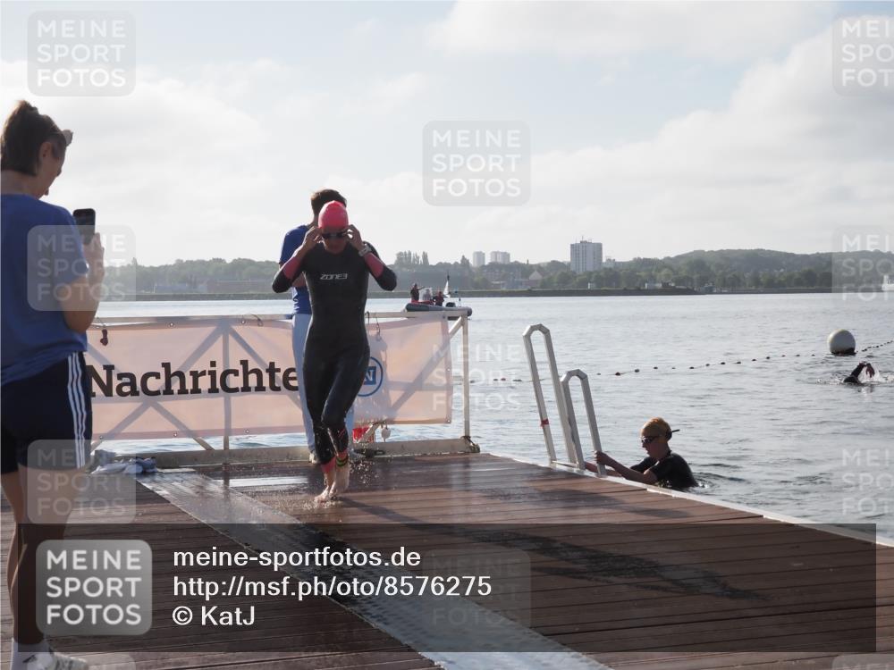17.08.2025 - KN Förde Triathlon 2025 KatJ http://msf.ph/oto/8576275 17.08.2025 09:12:41 Schwimmen 136, 142, 136, 142 meine-sportfotos.de