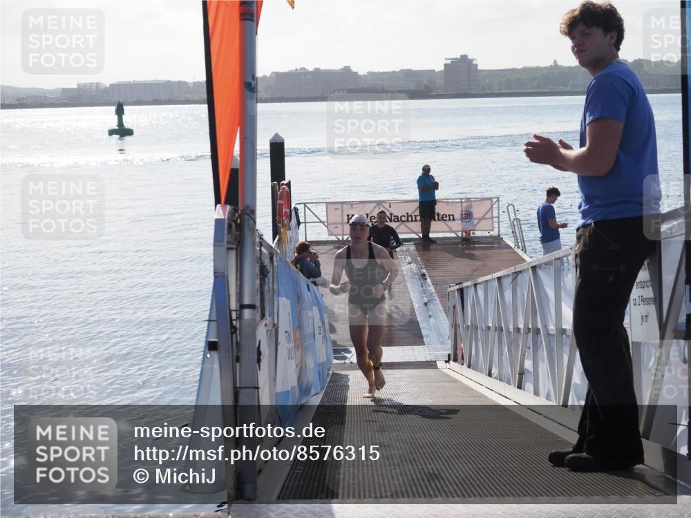 17.08.2025 - KN Förde Triathlon 2025 MichiJ http://msf.ph/oto/8576315 17.08.2025 09:10:12 Schwimmen 102, 110, 102, 109, 119, 120 meine-sportfotos.de