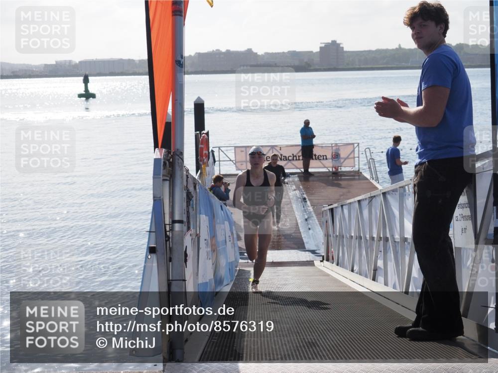 17.08.2025 - KN Förde Triathlon 2025 MichiJ http://msf.ph/oto/8576319 17.08.2025 09:10:12 Schwimmen 102, 110, 102, 109, 119, 120 meine-sportfotos.de