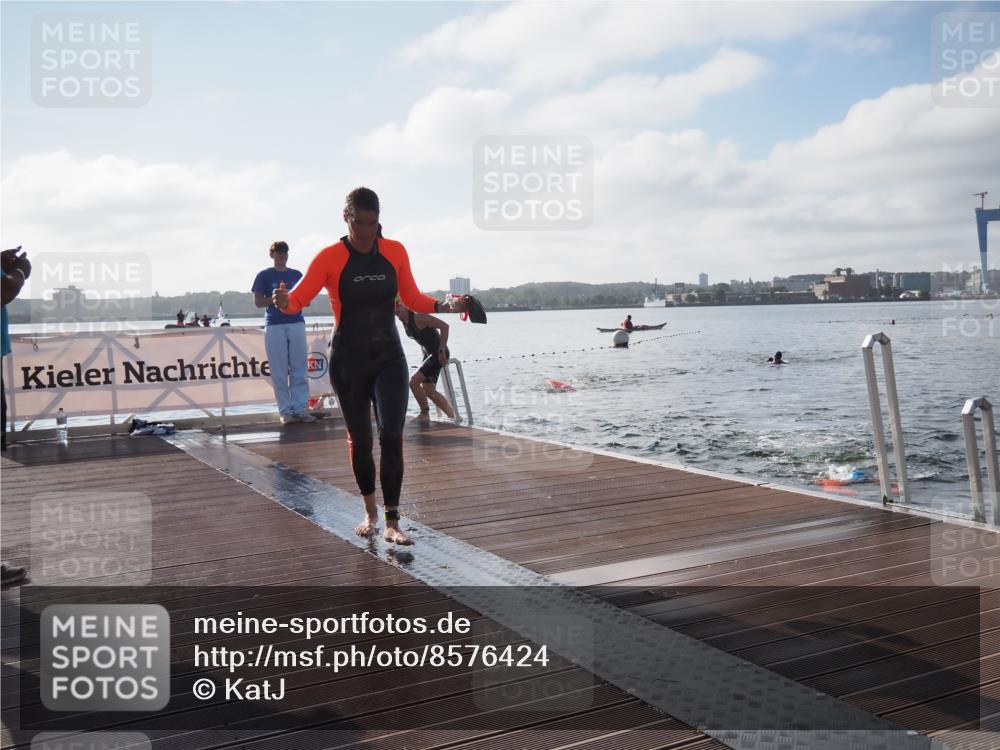 17.08.2025 - KN Förde Triathlon 2025 KatJ http://msf.ph/oto/8576424 17.08.2025 09:13:22 Schwimmen 130, 135, 148, 198, 122, 130, 135, 198 meine-sportfotos.de