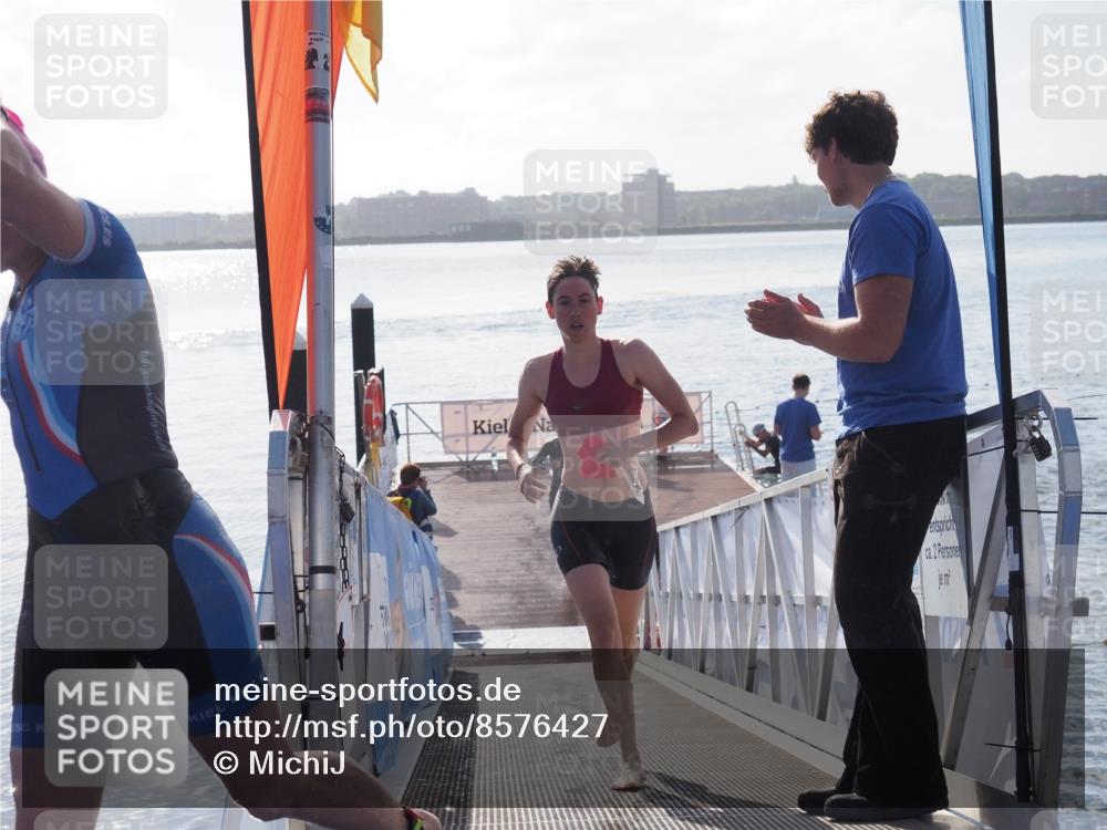 17.08.2025 - KN Förde Triathlon 2025 MichiJ http://msf.ph/oto/8576427 17.08.2025 09:10:25 Schwimmen 109, 119, 120, 105, 114, 119, 253 meine-sportfotos.de