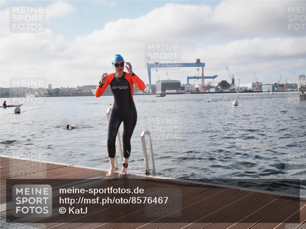 17.08.2025 - KN Förde Triathlon 2025 KatJ http://msf.ph/oto/8576467 17.08.2025 09:13:30 Schwimmen 135, 138, 148, 198, 135, 148, 198 meine-sportfotos.de