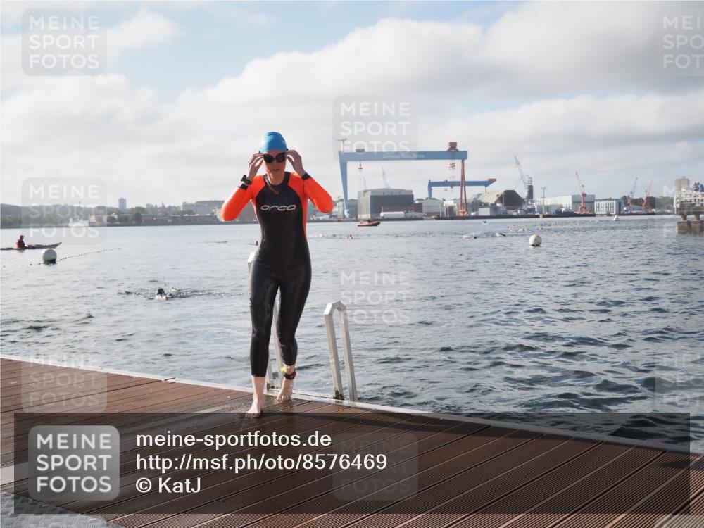 17.08.2025 - KN Förde Triathlon 2025 KatJ http://msf.ph/oto/8576469 17.08.2025 09:13:30 Schwimmen 135, 138, 148, 198, 135, 148, 198 meine-sportfotos.de
